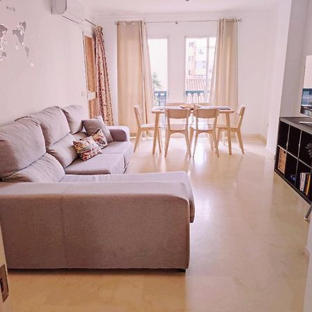 Apartamento Gloria 2 Malaga Bagian luar foto