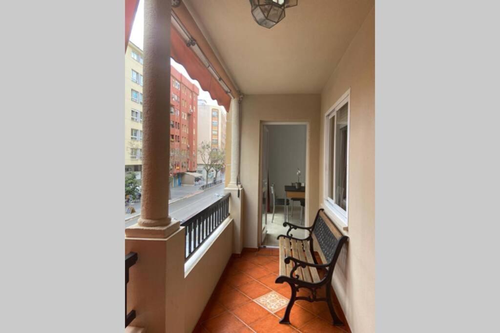 Apartamento Gloria 2 Malaga Bagian luar foto
