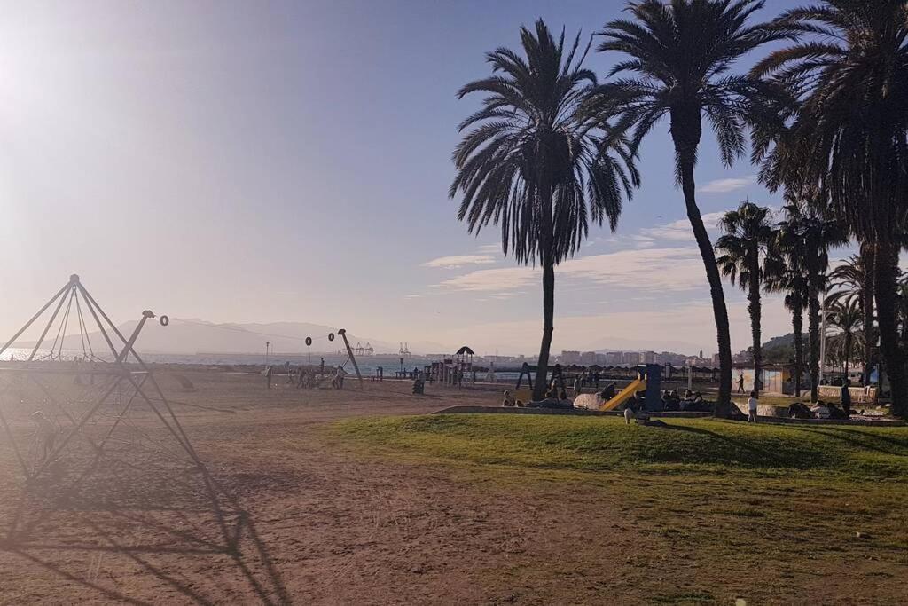 Apartamento Gloria 2 Malaga Bagian luar foto