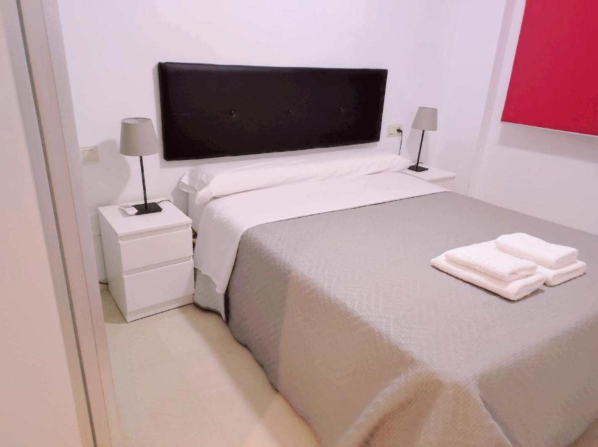 Apartamento Gloria 2 Malaga Bagian luar foto