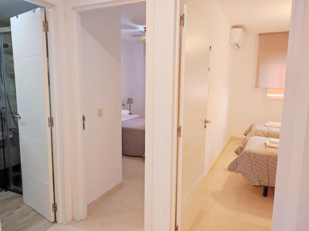 Apartamento Gloria 2 Malaga Bagian luar foto