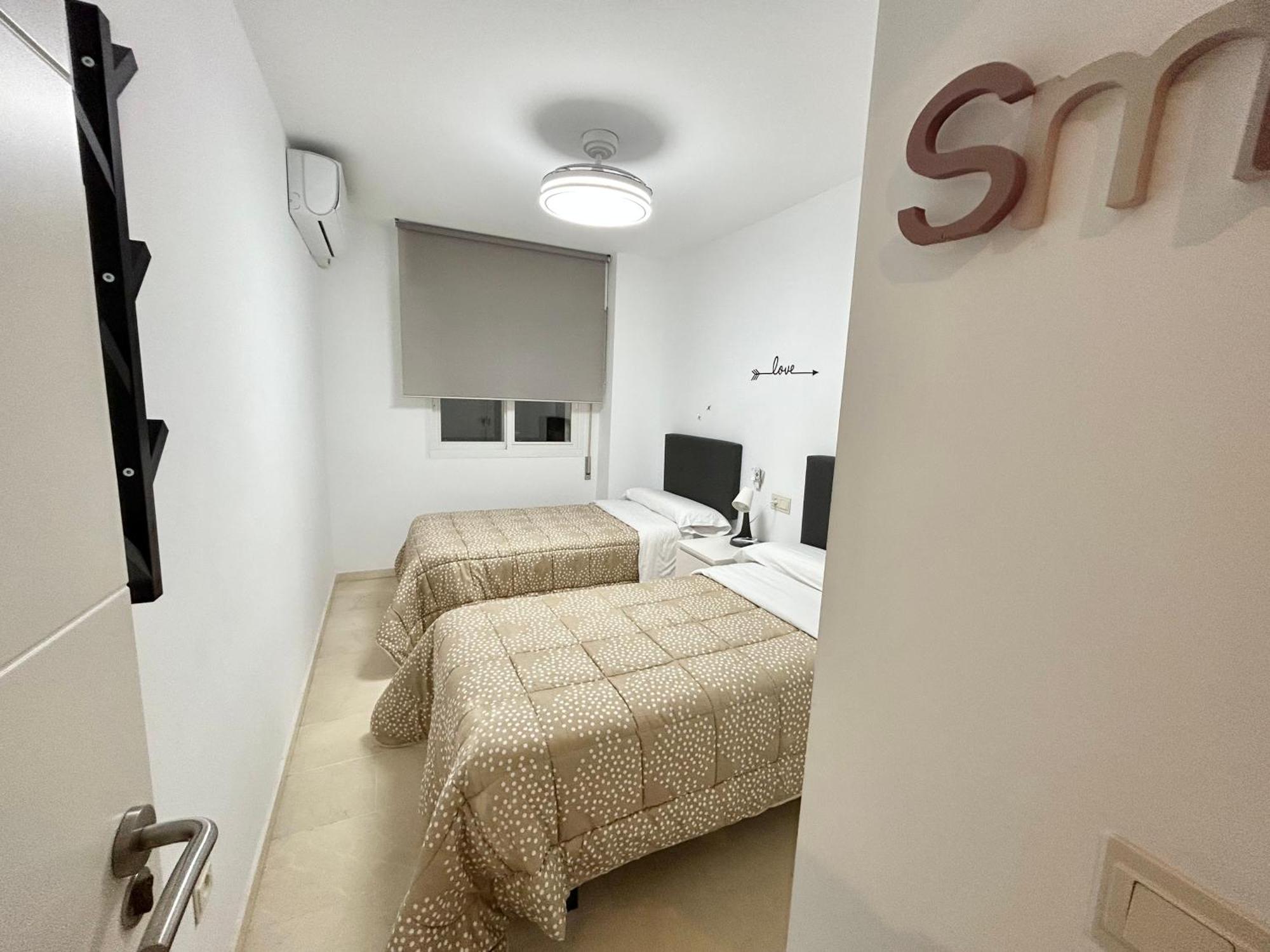 Apartamento Gloria 2 Malaga Bagian luar foto
