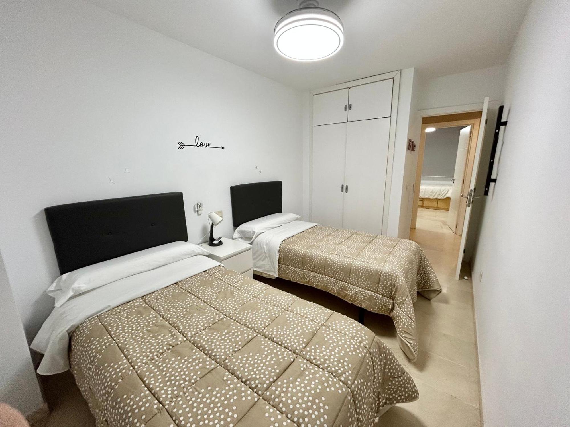 Apartamento Gloria 2 Malaga Bagian luar foto